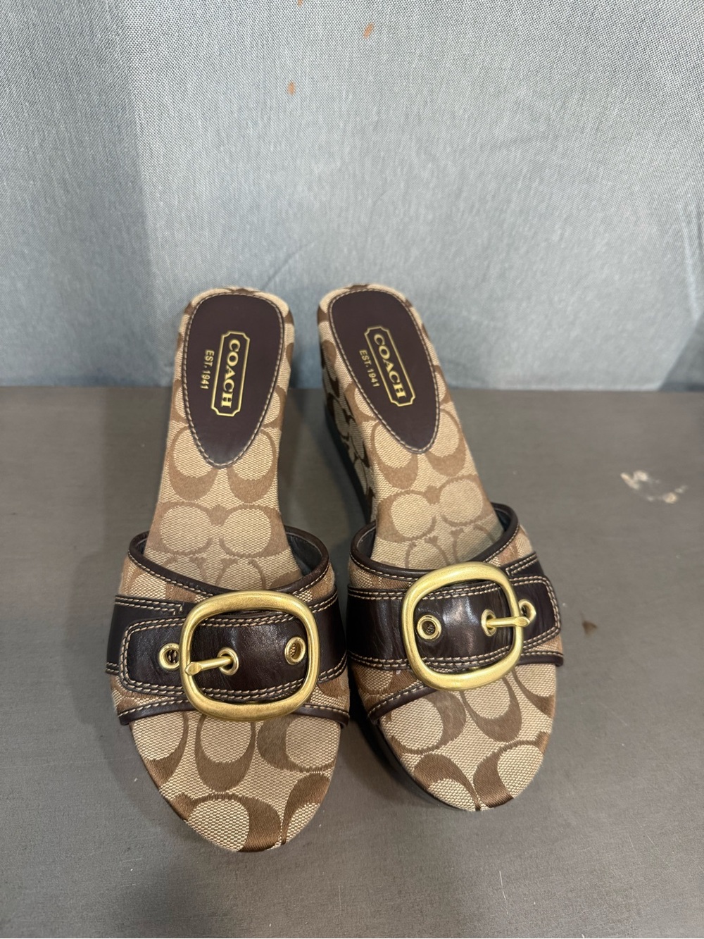 Coach Brown Mule Sandals with Signature Monogram and Gold Buckle Sz 8/.5 b - Picture 2 of 8